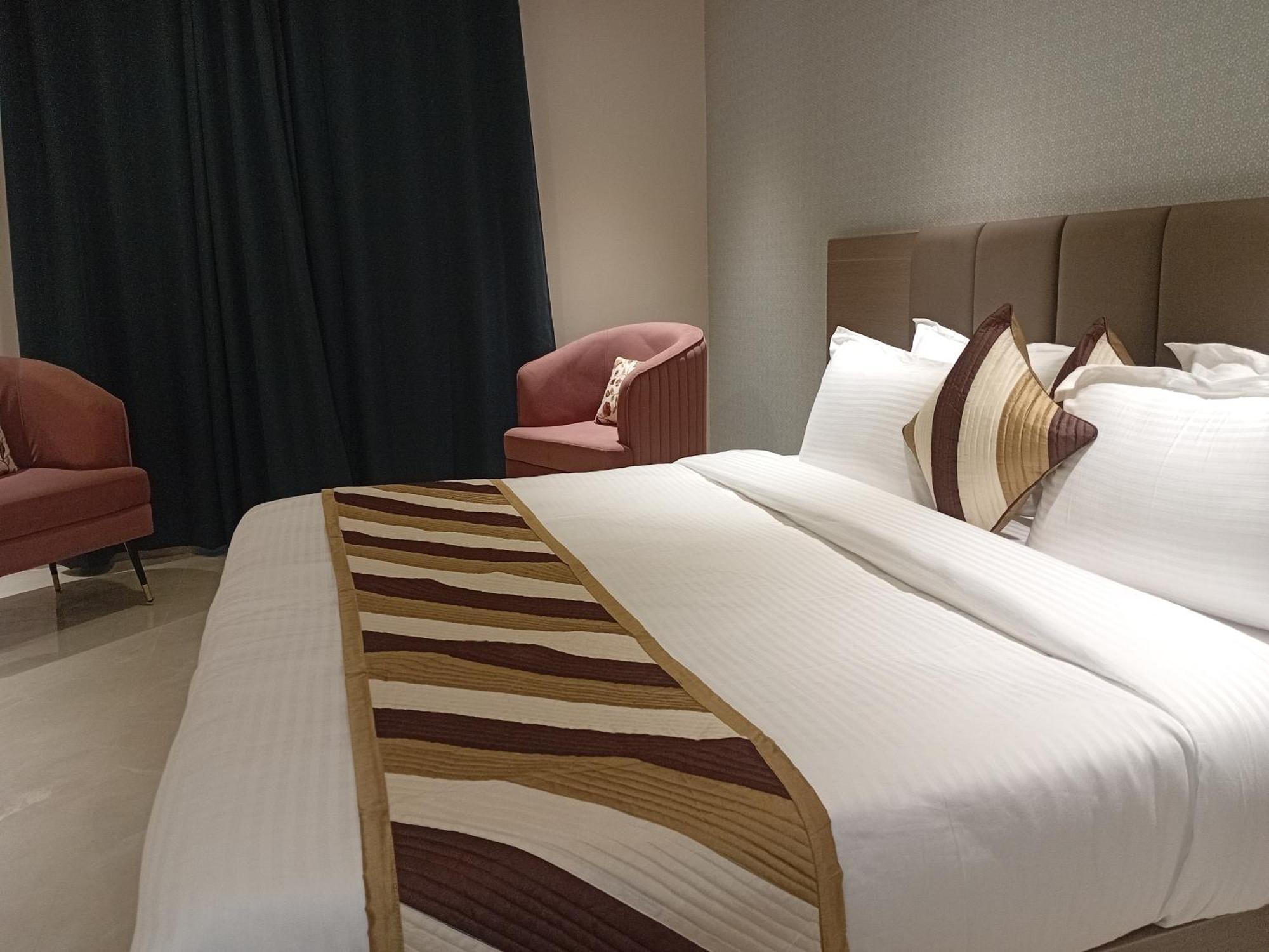 Hotel Shree Ji Inn キシャンガル エクステリア 写真