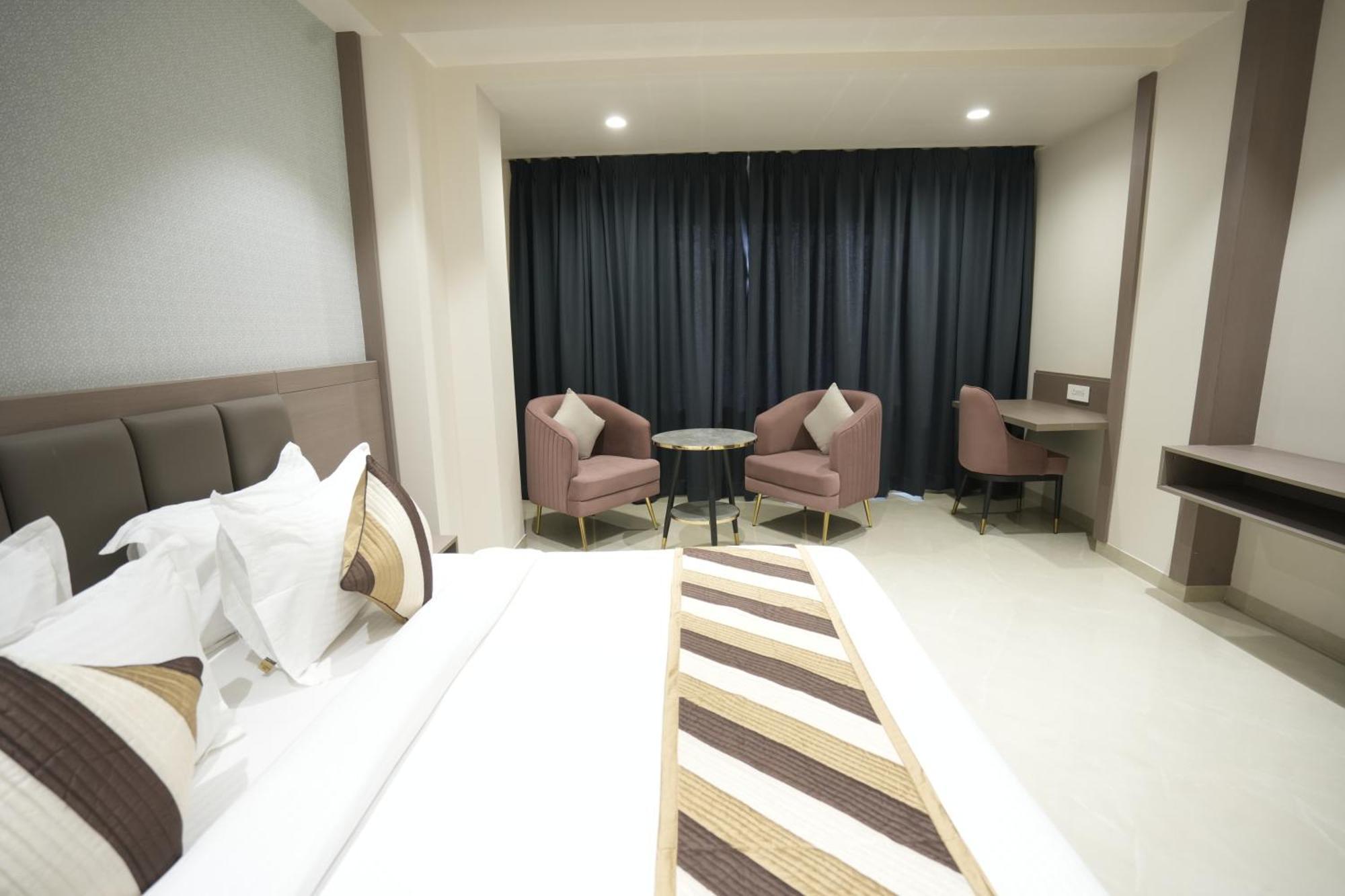 Hotel Shree Ji Inn キシャンガル エクステリア 写真