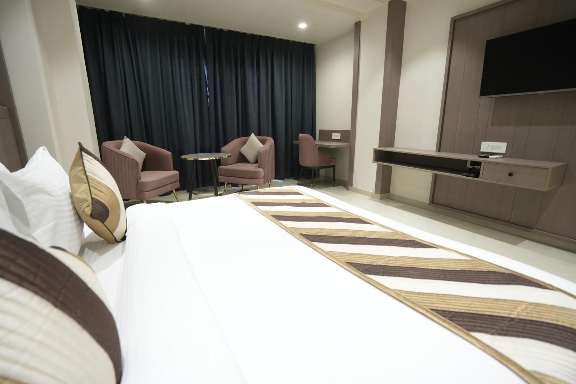 Hotel Shree Ji Inn キシャンガル エクステリア 写真